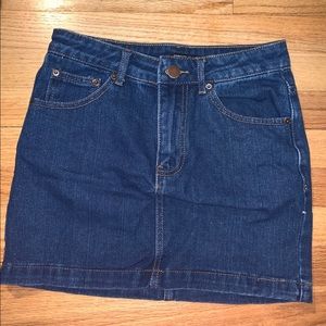 Forever 21 like new denim skirt
